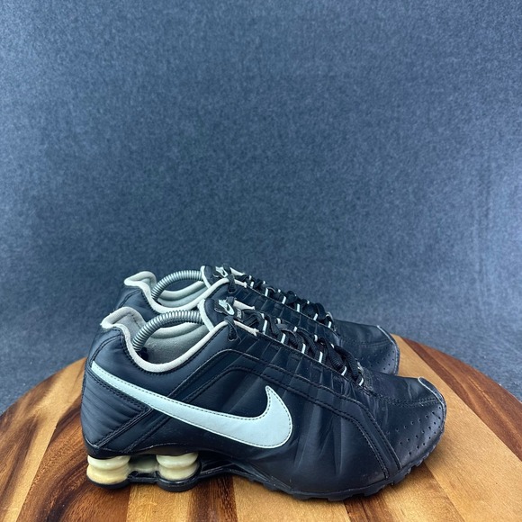 Nike Shoes - Nike Shox Junior Black/Teal Tint Retro Sneakers Leather Women's Sz 7 454339-007